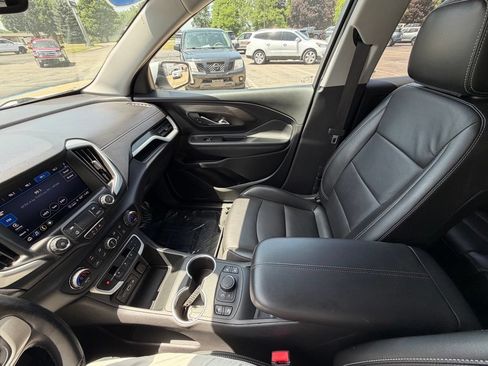 Used 2022 GMC Terrain SLT FWD image 19