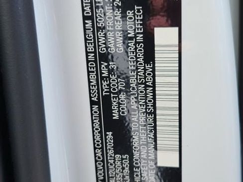 Certified 2026 Volvo XC40 B5 Plus w/ Protection Package Premier AWD/4WD image 24