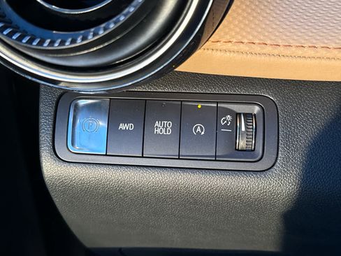 Used 2026 Chevrolet Equinox ACTIV image 23