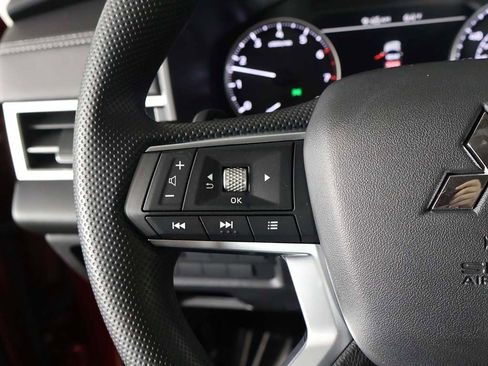 New 2026 Mitsubishi Outlander ES image 38