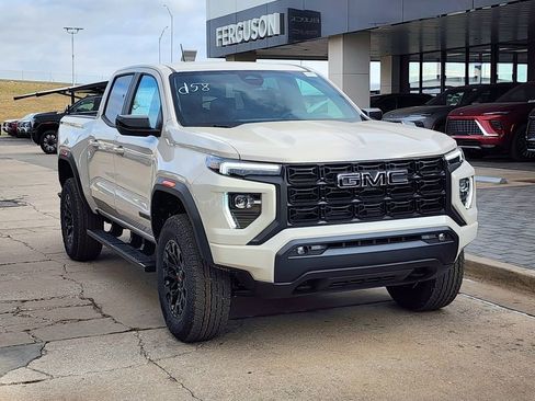 New 2026 GMC Canyon Elevation w/ Convenience Package image 2