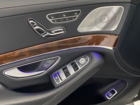 Used 2016 Mercedes-Benz S 550 4MATIC Sedan image 24