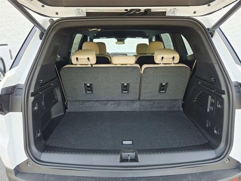 New 2025 Buick Enclave Preferred w/ Power Package image 14