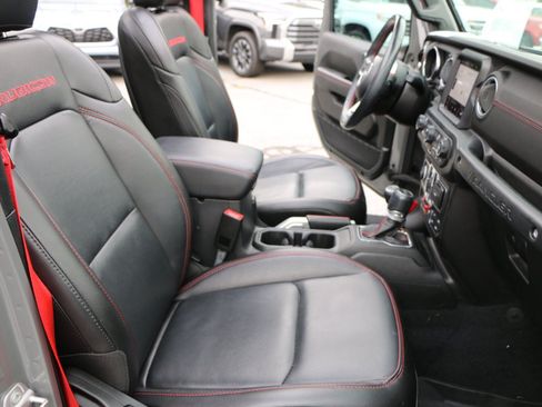 Used 2020 Jeep Wrangler Unlimited Rubicon w/ Quick Order Package 28Y Recon AWD/4WD image 28