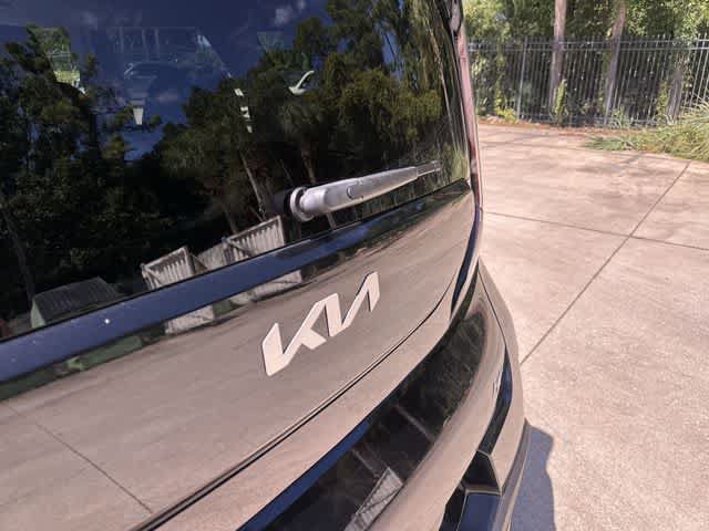 Used 2024 Kia Soul LX w/ Option Group 015 FWD image 18