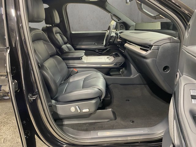 New 2027 Lincoln Navigator L Reserve w/ Jet Appearance Package AWD/4WD image 19