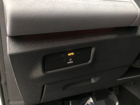 New 2026 Volkswagen Tiguan SE AWD/4WD image 13