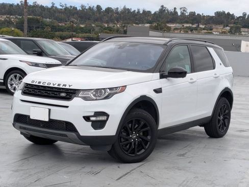 Used 2017 Land Rover Discovery Sport HSE AWD/4WD image 1