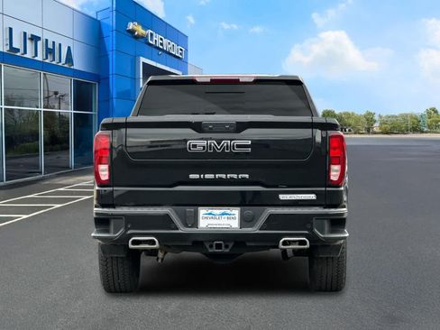 Used 2025 GMC Sierra 1500 Elevation w/ Elevation Premium Package AWD/4WD image 7