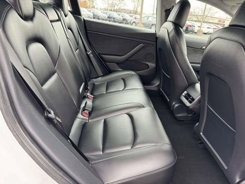 Used 2021 Tesla Model 3 Standard Range Plus image 11
