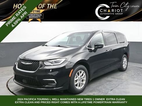 Used 2024 Chrysler Pacifica Touring-L FWD image 1
