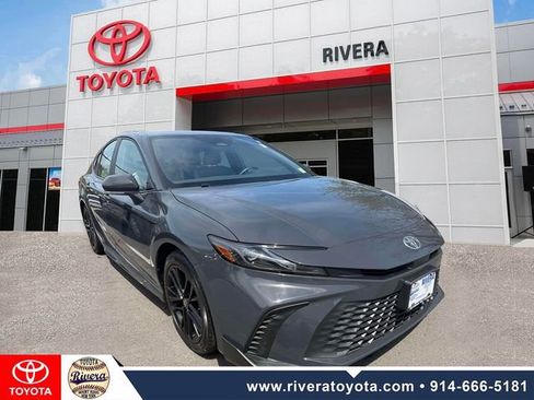 Certified 2025 Toyota Camry SE FWD image 2