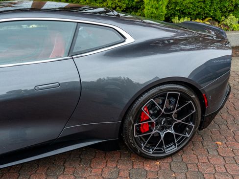 New 2025 Aston Martin Vanquish image 44