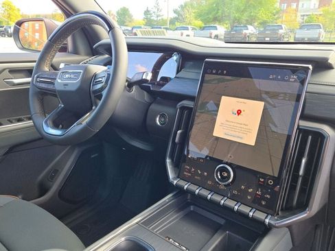 New 2026 GMC Acadia AT4 w/ Super Cruise Package image 9