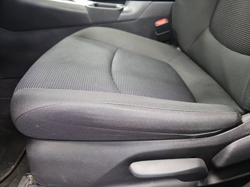 Used 2024 Toyota RAV4 LE image 28