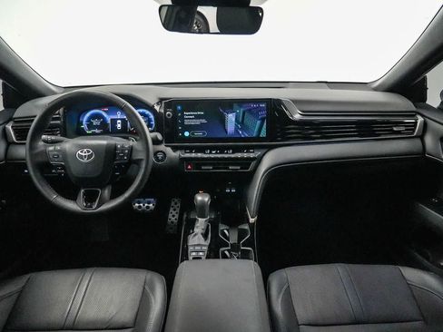Used 2025 Toyota Camry XSE AWD/4WD image 12