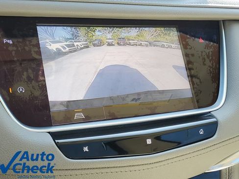 Used 2021 Cadillac XT5 Premium Luxury w/ LPO, Floor Liner Package FWD image 26