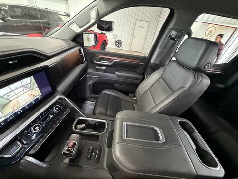 Used 2022 GMC Sierra 1500 Denali image 48