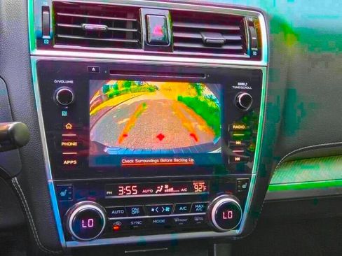 Used 2018 Subaru Outback 2.5i Premium image 20