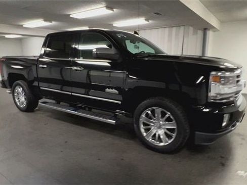 Certified 2018 Chevrolet Silverado 1500 High Country image 2