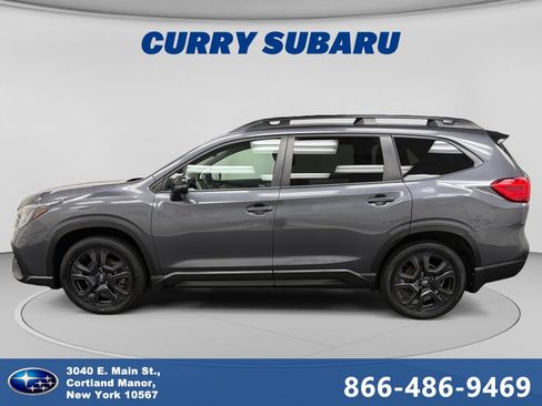 Used 2023 Subaru Ascent Onyx Edition AWD/4WD image 2