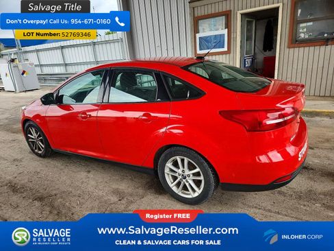 Used 2016 Ford Focus SE FWD image 3
