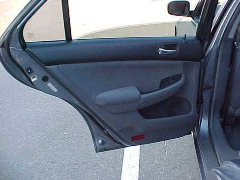 Used 2007 Honda Accord SE image 12