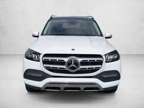 Used 2021 Mercedes-Benz GLS 450 4MATIC image 2
