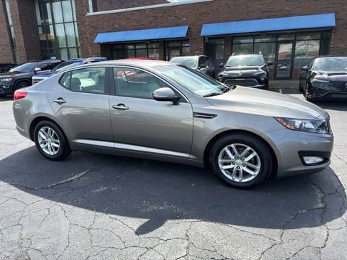 Used 2013 Kia Optima LX w/ Convenience Pkg FWD image 1
