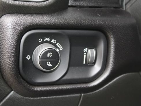 Used 2025 RAM 3500 Big Horn AWD/4WD image 26