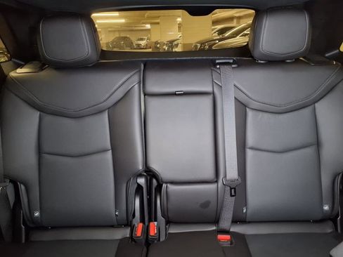 Used 2025 Cadillac XT5 Sportv w/ LPO, Bronce Accent Package image 18