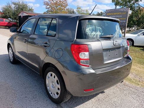 Used 2010 Scion xD image 5