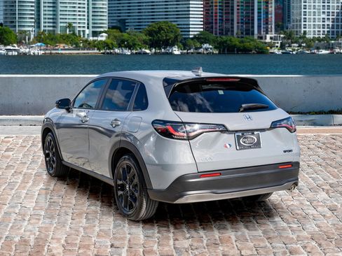 Certified 2024 Honda HR-V Sport image 7