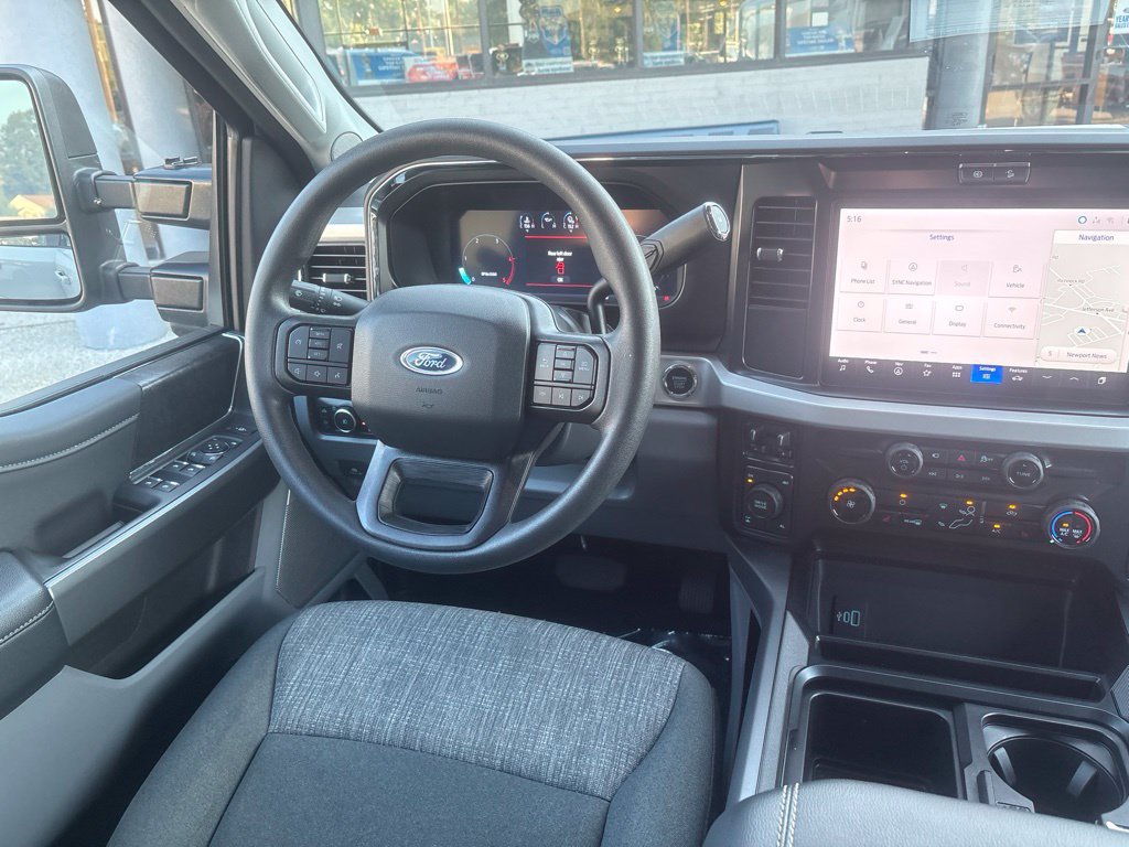 Used 2026 Ford F250 XLT w/ XLT Premium Package AWD/4WD image 9