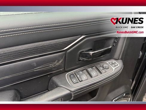 Used 2024 RAM 2500 Limited image 10