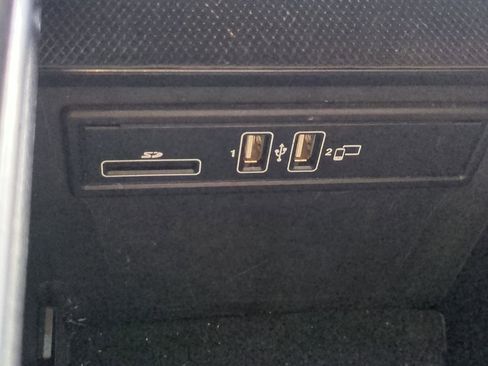 Used 2018 Mercedes-Benz GLC 300 image 25