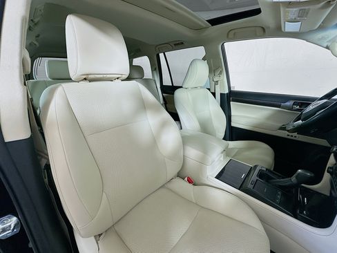 Used 2023 Lexus GX 460 Premium AWD/4WD image 28