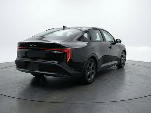 Used 2025 Kia K4 FWD image 9