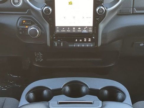 Used 2024 RAM 2500 Big Horn w/ Night Edition image 19