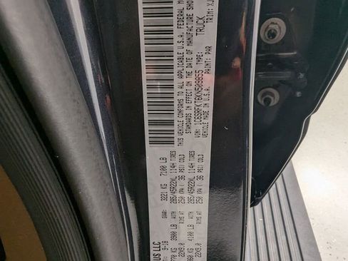 Used 2019 RAM 1500 Limited AWD/4WD image 32