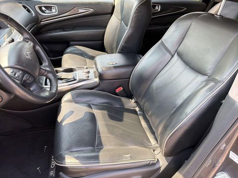 Used 2019 INFINITI QX60 Luxe w/ Essential Package image 5