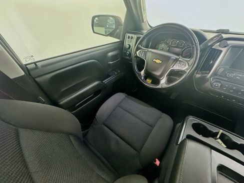 Used 2018 Chevrolet Silverado 1500 LT w/ Trailering Package image 9