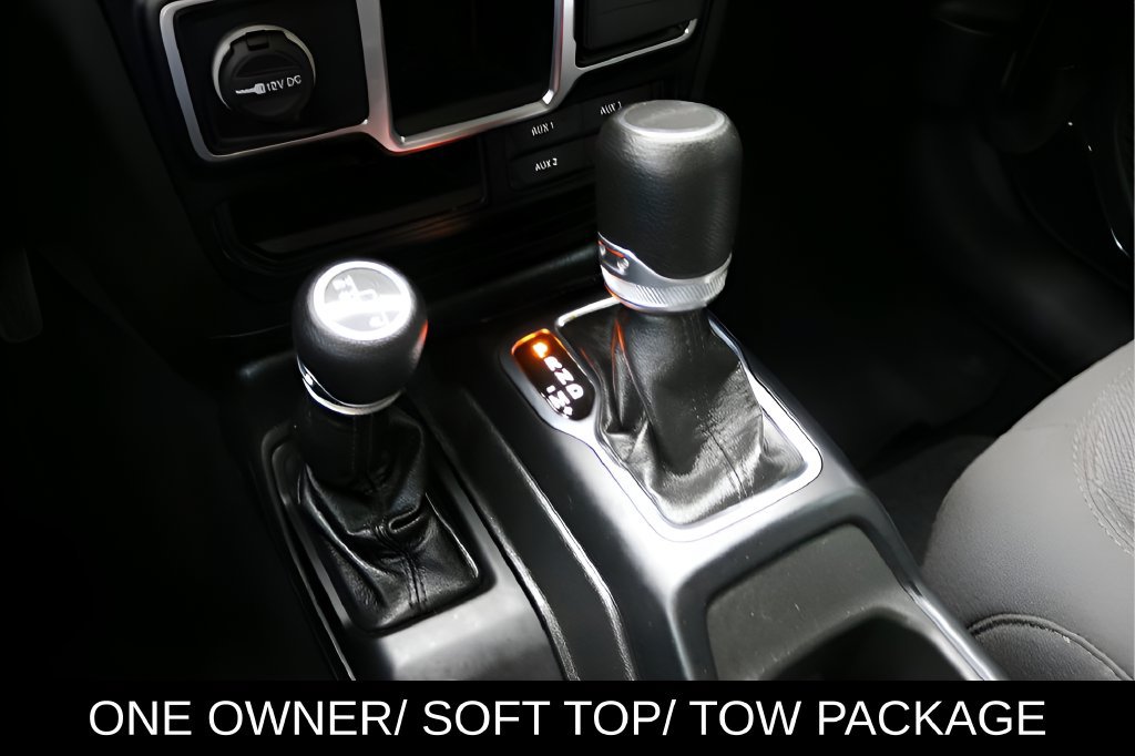 Used 2023 Jeep Gladiator Sport AWD/4WD image 23