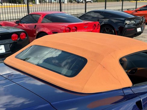 Used 2017 Chevrolet Corvette Stingray Convertible w/ 3LT Preferred Equipment Group image 46