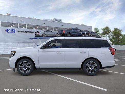 New 2026 Ford Expedition Active AWD/4WD image 4