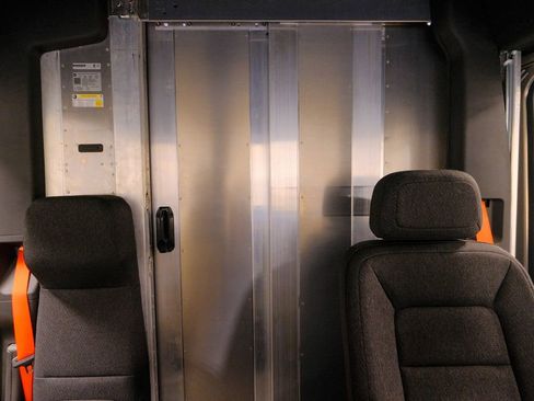 New 2025 Chevrolet Brightdrop 400 image 19