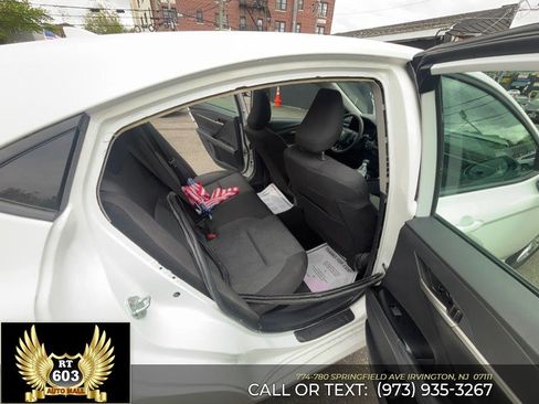 Used 2025 Toyota Camry LE FWD image 7