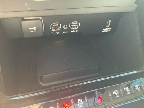 Used 2022 Jeep Grand Wagoneer Series I w/ Convenience Group III AWD/4WD image 18