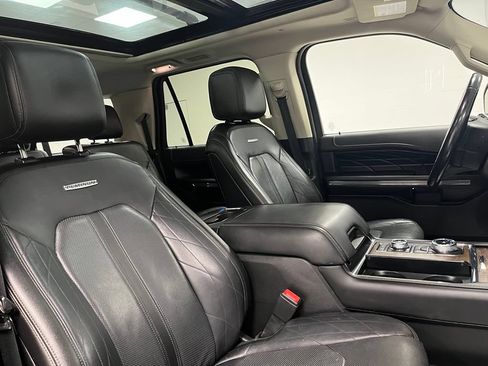 Used 2018 Ford Expedition Max Platinum AWD/4WD image 61