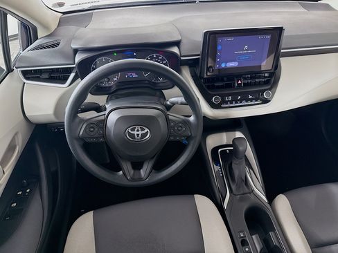 Used 2024 Toyota Corolla LE FWD image 25